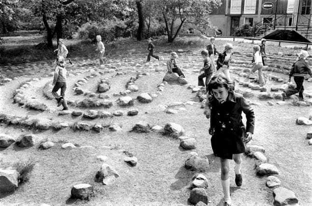 STOCKHOLM 1974-06-07. Report for the ANIMAL FARM FUN Radio program. Here some children are seen playing in a labyrinth at Skansen. Stockholm Sweden x5600x *** STOCKHOLM 1974 06 07 Report for the ANIMAL FARM FUN Radio program Here some children are seen playing in a labyrinth at Skansen Stockholm Sweden x5600x  Copyright: xBo-AjexMellin SVTx CHILDREN ON THE SKYLINE