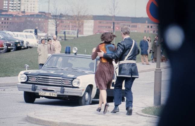 The occupation of the West German embassy in April 1975 Police cars sites: STOCKHOLM; SWEDEN; WEST GERMANY* sp_sw x5600x *** The occupation of the West German embassy in April 1975 Police cars sites STOCKHOLM SWEDEN WEST GERMANY sp sw x5600x  Copyright: xx WEST GERMAN EMBASSY ADDRESS