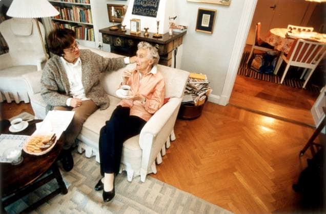 STOCKHOLM 1997-01-01 Cecilia Hagen intervjuar Astrid Lindgren STOCKHOLM SVERIGE x7160x *** STOCKHOLM 1997 01 01 Cecilia Hagen interviews Astrid Lindgren STOCKHOLM SWEDEN x7160x  Copyright: xJontexWentzel EXP TTx CECILIA HAGEN, ASTRID LINDGREN