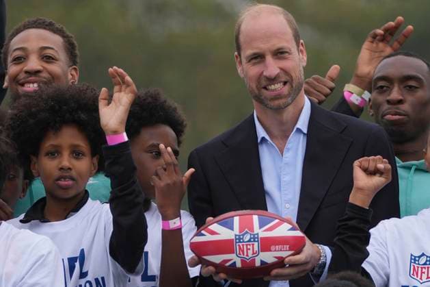 Entertainment Themen der Woche KW42 Entertainment Bilder des Tages Prinz William besucht Event der NFL Foundation in London . 15 10 2024. London, United Kingdom. Prince William at a community event hosted by the NFL Foundation UK in London.  xPoolx xi-Imagesx IIM-25540-0017