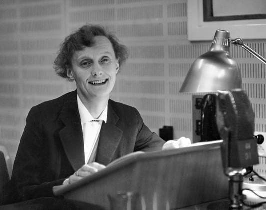 Orig. caption... Astrid Lindgren, born 28 11 1955 Note. Lindgren, Astrid, b. Ericsson 14 Nov. 1907, author Studio CD124 persons: Astrid Lindgren sites: STOCKHOLM ; SWEDEN sp_sw x5600x *** Orig caption Astrid Lindgren, born 28 11 1955 Note Lindgren, Astrid, b Ericsson 14 Nov 1907, author Studio CD124 persons Astrid Lindgren sites STOCKHOLM SWEDEN sp sw x5600x  Copyright: xJARLxEKENRYDxJEx LINDGREN, ASTRID