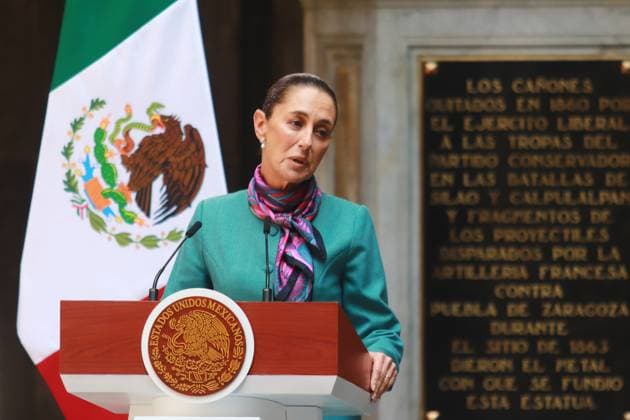 President of Mexico, Claudia Sheinbaum Pardo, speaking during a press conference after the High Level Summit between U.S. and Mexican business leaders and entrepreneurs, at National Palace. on October 15, 2024 in Mexico City, Mexico. Mexico City Mexico - ZUMAe321 20241015_zia_e321_038 Copyright: xCarlosxSantiagox