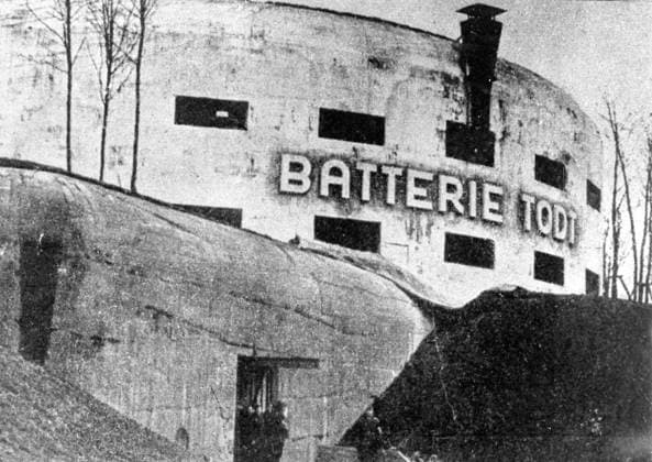 CHANNEL COAST, FRANCE 1940-1944 One of the forts along the French coast of la Manche (English Channel), during the German occupation of parts of France during the Second World War. Batterie Todt refers to Fritz Todt, leader of Organization Todt, a German construction battalion 1938-1945. LA MANCHE France sp_sw x5600x *** CHANNEL COAST, FRANCE 1940 1944 One of the forts along the French coast of la Manche English Channel , during the German occupation of parts of France during the Second World War Batterie Todt refers to Fritz Todt, leader of Organization Todt, a German construction battalion 1938 1945 LA MANCHE France sp sw x5600x  Copyright: xTextx&xBilderx xSVTx OCCUPIED FRANCE