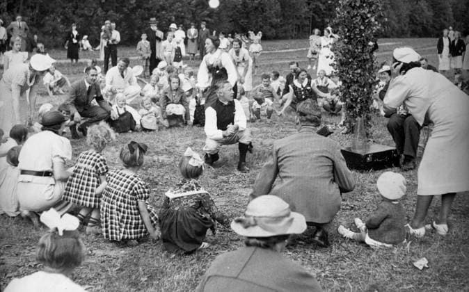 Stockholm 1937-06-24 Midsommar i Stockholm. Stockholm Sverige x192x *** Stockholm 1937 06 24 Midsummer in Stockholm Stockholm Sweden x192x  Copyright: xDN TTx MIDSOMMAR STOCKHOLM