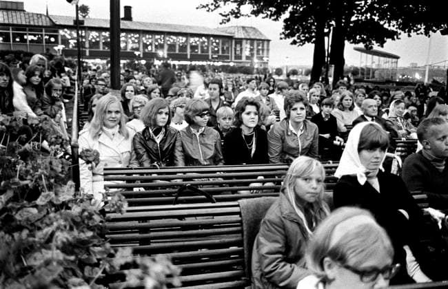 STOCKHOLM 1968-07. OPOPOPPA Pop program on radio from Solliden at Skansen in Stockholm. First broadcast 1968-08-13. Here you can see some people in the audience. Stockholm Sweden sp_sw x5600x *** STOCKHOLM 1968 07 OPOPOPPA Pop program on radio from Solliden at Skansen in Stockholm First broadcast 1968 08 13 Here you can see some people in the audience Stockholm Sweden sp sw x5600x  Copyright: xAndersxBerg SVTx OPOPOPPA