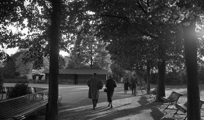 Love at Skansen sites: STOCKHOLM; SWEDEN sp_sw x5600x *** Love at Skansen sites STOCKHOLM SWEDEN sp sw x5600x  Copyright: xBERTILxS-SONxABERGxBAx THE SQUARE