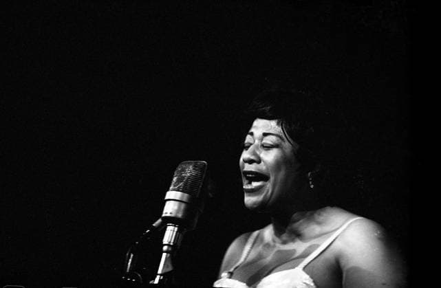 DARK SONG Ella Fitzgerald and Oscar Peterson s trio entertain First broadcast 1963-09-21 persons: ELLA FITZGERALD sites: STOCKHOLM; USA*; SWEDEN sp_sw x5600x *** DARK SONG Ella Fitzgerald and Oscar Peterson s trio entertain First broadcast 1963 09 21 persons ELLA FITZGERALD sites STOCKHOLM USA SWEDEN sp sw x5600x  Copyright: xULFxSTRAHLExUSx DARK SONG