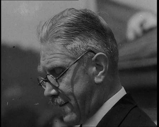 RECORD DATE NOT STATED Franz von Papen Giving a Speech to a Hitler Youth Rally, 1930s. From Time To Remember - The Powers That Were, 1930s (Reel 3); a documentary about various important figures of the 1930s. Copyright:xBritishxPathexLtd HeritagexImagesxBritishxPathexLtdx IMAGO, ! ACHTUNG: AUFNAHMEDATUM GESCHÄTZT!  Copyright:BritishxPathexLtd HeritagexImagesxBritishxPathexLtdx IMAGO