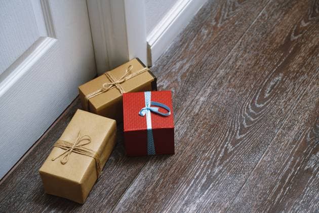 Gift boxes waiting next to the door New York, New York, United States R_ARZH241015-1563385-01