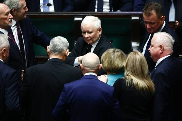 News Themen der Woche KW42 News Bilder des Tages Polish President Speech In The Parliament Law and Justice pary leader Jaroslaw Kaczynski during the Polish Parliament session in Warsaw, Poland on October 16, 2024. Warsaw Poland  Copyright: xJakubxPorzyckix originalFilename: porzycki-polishpr241016_npGW9.jpg
