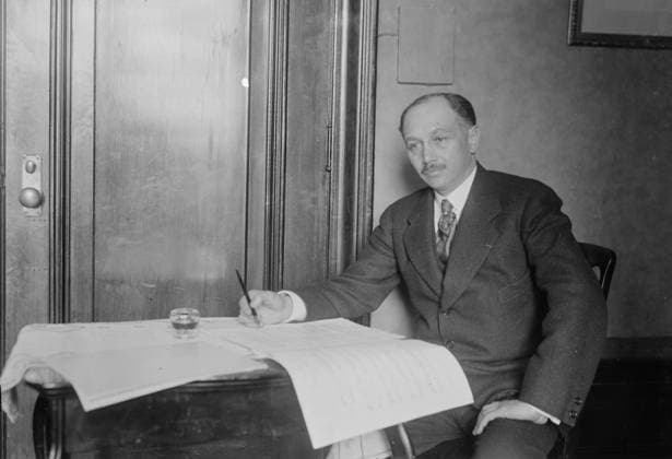 RECORD DATE NOT STATED Henri Fevrier, between c1915 and c1920. Copyright:xHeritagexArt HeritagexImagesxBainxNewsxServicex IMAGO, ! ACHTUNG: AUFNAHMEDATUM GESCHÄTZT!  Copyright:HeritagexArt HeritagexImagesxBainxNewsxServicex IMAGO