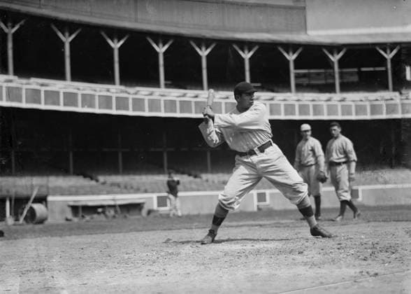 RECORD DATE NOT STATED Chief Meyers, New York NL (baseball), 1910. Shows John Tortes Chief Meyers (1880-1971), a Cahuilla Indian who played for the New York Giants. Copyright:xHeritagexArt HeritagexImagesxBainxNewsxServicex IMAGO, ! ACHTUNG: AUFNAHMEDATUM GESCHÄTZT!  Copyright:HeritagexArt HeritagexImagesxBainxNewsxServicex IMAGO