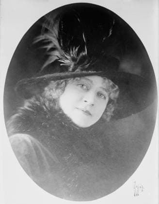RECORD DATE NOT STATED Adele Blood, between c1910 and c1920. Copyright:xHeritagexArt HeritagexImagesxBainxNewsxServicex IMAGO, ! ACHTUNG: AUFNAHMEDATUM GESCHÄTZT!  Copyright:HeritagexArt HeritagexImagesxBainxNewsxServicex IMAGO