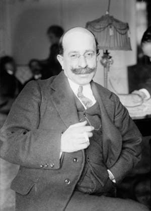 RECORD DATE NOT STATED Fernando Periquet, between c1910 and c1915. Shows Spanish librettist Fernando Periquet (1873-1940) who wrote the opera Goyescas with Spanish composer and pianist Enrique Granados Campina. Copyright:xHeritagexArt HeritagexImagesxBainxNewsxServicex IMAGO, ! ACHTUNG: AUFNAHMEDATUM GESCHÄTZT!  Copyright:HeritagexArt HeritagexImagesxBainxNewsxServicex IMAGO