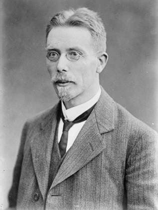RECORD DATE NOT STATED Professor August Krogh, between c1915 and c1920. Shows August Krogh (1874-1949), a Danish professor of zoophysiology at the University of Copenhagen. He won the Nobel Prize in Physiology of Medicine in 1920 for the discovery of the mechanism of regulation of the capillaries in skeletal muscle. Copyright:xHeritagexArt HeritagexImagesxBainxNewsxServicex IMAGO, ! ACHTUNG: AUFNAHMEDATUM GESCHÄTZT!  Copyright:HeritagexArt HeritagexImagesxBainxNewsxServicex IMAGO