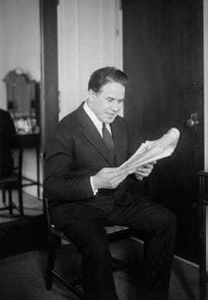 RECORD DATE NOT STATED Titta Ruffo, between c1915 and c1920. Shows Italian baritone opera singer Titta Ruffo (1877-1953). Copyright:xHeritagexArt HeritagexImagesxBainxNewsxServicex IMAGO, ! ACHTUNG: AUFNAHMEDATUM GESCHÄTZT!  Copyright:HeritagexArt HeritagexImagesxBainxNewsxServicex IMAGO