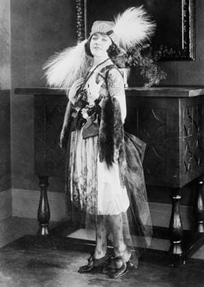RECORD DATE NOT STATED Shannon Day, between c1915 and c1920. Copyright:xHeritagexArt HeritagexImagesxBainxNewsxServicex IMAGO, ! ACHTUNG: AUFNAHMEDATUM GESCHÄTZT!  Copyright:HeritagexArt HeritagexImagesxBainxNewsxServicex IMAGO