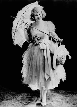 RECORD DATE NOT STATED Alma Francis, between c1915 and c1920. Copyright:xHeritagexArt HeritagexImagesxBainxNewsxServicex IMAGO, ! ACHTUNG: AUFNAHMEDATUM GESCHÄTZT!  Copyright:HeritagexArt HeritagexImagesxBainxNewsxServicex IMAGO