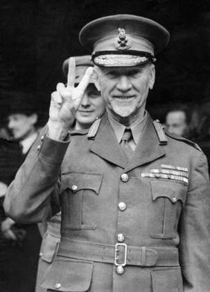 Orig. caption... DOMINION PREMIERS RECEIVE FREEDOM OF THE CITY AT THE GUILDHALL. Photo shows: General Smuts seen after the ceremony giving the Victory sign. The ceremony of presentation of the freedom of the City to Mr. Curtin of Australia and Mr. Peter Fraser, Premier of New Zealand, took place at the Guildhall. Orig. caption... V FOR VICTORY. General Smuts, South Africa s prime minister makes the V sign in London, where he has been staying with the empire s other visiting prime ministers. 5-44 Note J C Smuts, 1870-1950, South African military and politician, Prime Minister 1919-1924 and 1939-1948. At the outbreak of World War II, South Africa declared war on Germany and participated in the war with troops fighting in North Africa and Ital  Copyright: xXxXxXx GENERAL SMUTS MAKES THE PEACE SIGN