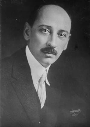 RECORD DATE NOT STATED J. Adam Hugo, between c1915 and c1920. Copyright:xHeritagexArt HeritagexImagesxBainxNewsxServicex IMAGO, ! ACHTUNG: AUFNAHMEDATUM GESCHÄTZT!  Copyright:HeritagexArt HeritagexImagesxBainxNewsxServicex IMAGO