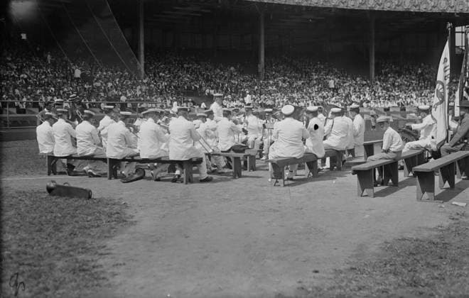 RECORD DATE NOT STATED Subway band, (1917?). Shows employees of Interborough Rapid Transit (IRT) whose band played at company and civic functions. Photo possibly taken at the Polo Grounds in New York City during the 1917 World Series. Copyright:xHeritagexArt HeritagexImagesxBainxNewsxServicex IMAGO, ! ACHTUNG: AUFNAHMEDATUM GESCHÄTZT!  Copyright:HeritagexArt HeritagexImagesxBainxNewsxServicex IMAGO