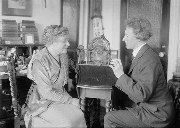 RECORD DATE NOT STATED Percy Grainger and mother, between c1910 and c1920. Shows Percy Aldridge Grainger (1882-1961), an Australian-born composer and pianist with his mother. Copyright:xHeritagexArt HeritagexImagesxBainxNewsxServicex IMAGO, ! ACHTUNG: AUFNAHMEDATUM GESCHÄTZT!  Copyright:HeritagexArt HeritagexImagesxBainxNewsxServicex IMAGO