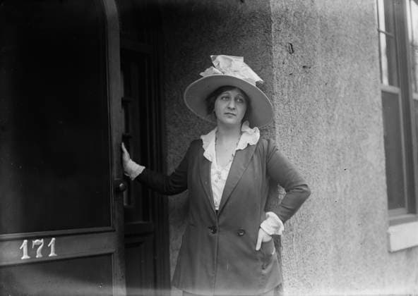 RECORD DATE NOT STATED Rosedale, between c1915 and c1920. Shows Lillian Rosedale Goodman (1887-1972) who was born Lillian Rosenthal. Copyright:xHeritagexArt HeritagexImagesxBainxNewsxServicex IMAGO, ! ACHTUNG: AUFNAHMEDATUM GESCHÄTZT!  Copyright:HeritagexArt HeritagexImagesxBainxNewsxServicex IMAGO