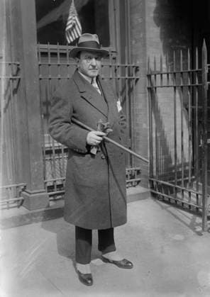 RECORD DATE NOT STATED A. Di Segurola, between c1915 and c1920. Shows Andre s Perello de Segurola (1874-1953), a Spanish operatic bass who performed with the Metropolitan Opera. Copyright:xHeritagexArt HeritagexImagesxBainxNewsxServicex IMAGO, ! ACHTUNG: AUFNAHMEDATUM GESCHÄTZT!  Copyright:HeritagexArt HeritagexImagesxBainxNewsxServicex IMAGO