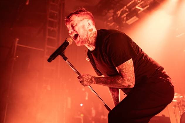 Entertainment Themen der Woche KW42 Entertainment Bilder des Tages Frank Carter & The Rattlesnakes in Concert in London Frank Carter & The Rattlesnakes in concert at Electric Ballroom, Camden in London. London Electric Ballroom UK Copyright: xJohnxBarryx JB2_2770