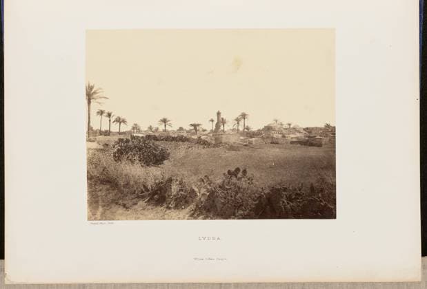 RECORD DATE NOT STATED Lydda. John Cramb, photographer (Scottish, active 1850s - 1860s) 1860 Distant view of the city of Lod, with the Church of St. George and domes of a mosque visible among the city buildings. (Recto, mount) lower left, below print, letterpress in black ink: Cramb, Photo. 1860. Lower center, letterpress in black ink: LYDDA. William Collins, Glasgow. (Verso, mount) lower left, handwritten in pencil: IB 51.2 (CRA) Copyright: xpiemagsx piemagsrmnb13020224-3550 !ACHTUNG AUFNAHMEDATUM GESCHÄTZT!
