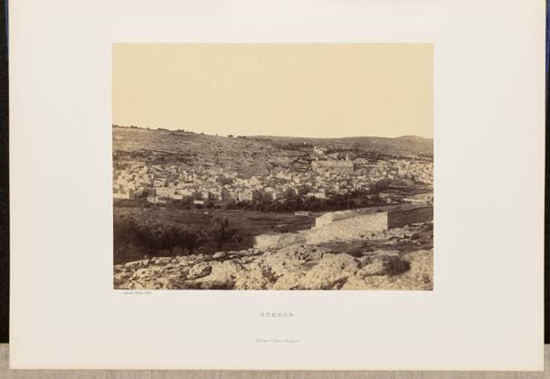 RECORD DATE NOT STATED Hebron. John Cramb, photographer (Scottish, active 1850s - 1860s) 1860 View of the city of Hebron from a nearby hill. (Recto, mount) lower left, below print, letterpress in black ink: Cramb, Photo. 1860. Lower center, letterpress in black ink: HEBRON. William Collins, Glasgow. (Verso, mount) lower left, handwritten in pencil: IB 51.5 (CRA) Copyright: xpiemagsx piemagsrmnb13020224-3553 !ACHTUNG AUFNAHMEDATUM GESCHÄTZT!