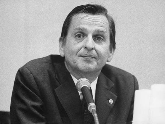 1970s. Note Olof Palme b. 30 January 1927, d. 28 February 1986, politician (social democrat), prime minister 1969-76 and from 1982, minister of state before that 1963-69. Politician Party leader CD357 persons: OLOF PALME sites: SWEDEN SWEDEN sp_sw x5600x *** 1970s Note Olof Palme b 30 January 1927, d 28 February 1986, politician social democrat , prime minister 1969 76 and from 1982, minister of state before that 1963 69 Politician Party leader CD357 persons OLOF PALME sites SWEDEN SWEDEN sp sw x5600x  Copyright: xBENGTxOxNORDINxBONx OLOF PALME