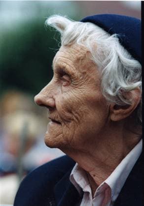 19981002 FÖRFATTAREN ASTRID LINDGREN STOCKHOLM SVERIGE PB-KOD: 4 x4x *** 19981002 AUTHOR ASTRID LINDGREN STOCKHOLM SWEDEN PB KOD 4 x4x  Copyright: xTORBJÖRNxANDERSSONx ASTRID LINDGREN