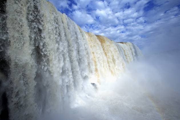 Creative Highlights World Iguazu Wasserfälle, Iguazu National Park, Iguazu Falls, Unesco Weltnaturerbe, devil s throat, Brasilien, Südamerika Iguazu Falls, Iguazu National Park, Iguazu Falls, Unesco World Heritage Site, devil s throat, Brazil, South America Copyright: imageBROKER Jürgenx&xChristinexS ibxsox11527073.jpg