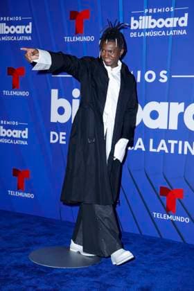 Venesi walks the red carpet at the 2024 Latin Billboard Music Awards at the Mediapro Studio in Medley, Florida on Thursday, October 17, 2024.  MIA202410171157 GARYxIxROTHSTEIN