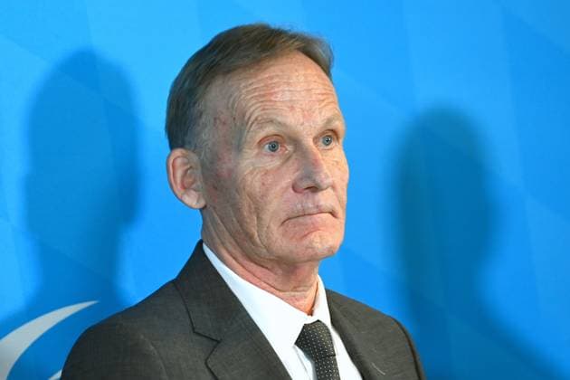 DFL-Aufsichtsratschef Hans-Joachim Watzke, Einzelbild,angeschnittenes Einzelmotiv,Portraet,Portrait,Porträt. Pressekonferenz im Anschluss an das Spitzengespraech zu Gewalt im Fussball: Mitglieder der Sport- und Innenministerkonferenz treffen Vertreter von DFL und DFB am 18.10.2024 in Muenchen.