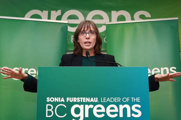 News Themen der Woche KW42 October 18, 2024, Victoria, Bc, CAN: B.C. Green Party Leader Sonia Furstenau makes an announcement on the eve of the provinicial election at the Party s office in Victoria on Friday, October 18, 2024. Victoria CAN  - ZUMAc35_ 20241018_zaf_c35_031 Copyright: xChadxHipolitox