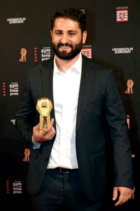 Nur Muhammed Tarhan bei der 35. Verleihung des Hessischen Film- und Kinopreises 2024 in der Alten Oper. Frankfurt am Main, 18.10.2024