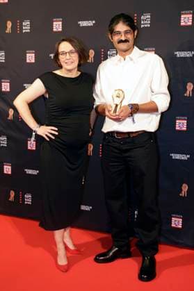 Anna Schoeppe und Hesam Yousefi bei der 35. Verleihung des Hessischen Film- und Kinopreises 2024 in der Alten Oper. Frankfurt am Main, 18.10.2024
