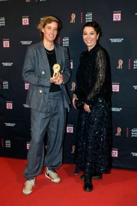 Pia Strietmann und Ursula Strauss bei der 35. Verleihung des Hessischen Film- und Kinopreises 2024 in der Alten Oper. Frankfurt am Main, 18.10.2024