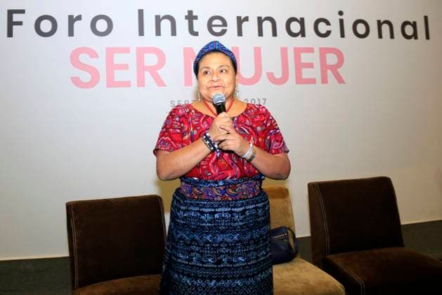 70927332. Puebla. 27 Sep. 2017 (Notimex- Carlos Pacheco).- Rigoberta Menchu, premio nobel de la PAZ 1992, participio en el Foro Internacional Ser Mujer en el Centro Expositor de Puebla. NOTIMEX FOTO CARLOS PACHECO FRE POL PUEBLA PUEBLA MEXICO EDITORIAL USE ONLY Copyright: xx NTX11000000 CARLOSxPACHECOx notimexpix715203