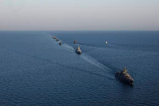 Bilder des Jahres 2024, News 10 Oktober News Themen der Woche KW42 News Bilder des Tages October 20, 2024, Indian Ocean, Iran: Iran, Russia, and Oman have launched joint naval drills called IMEX 2024 in the Indian Ocean, aimed at enhancing regional security and promoting multilateral cooperation. The exercises involve active participation from these three nations, while Saudi Arabia, India, Thailand, Pakistan, Qatar, and Bangladesh are observing. The drills seek to strengthen military ties and ensure maritime security in a strategic part of the world. Indian Ocean Iran - ZUMAi98_ 20241020_zih_i98_001 Copyright: xIranianxArmyxOfficex