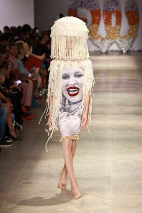 Bilder des Jahres 2024, Entertainment 10 Oktober Entertainment Themen der Woche KW42 Entertainment Bilder des Tages Walerio Araujo fashion show at SPFW n58 in Sao Paulo Sao Paulo (SP), 10 20 2024 FASHION FASHION SHOW SPFW N58 Walerio Araujo fashion show on the seventh day of Sao Paulo Fashion Week (SPFW) N58, at the Brazilian Cultures Pavilion in Ibirapuera Park, in the south of the capital, this Sunday, October 20, 2024 (Foto: Leco Viana Thenews2 imago images) Walerio Araujo fashion show at SPFW n58 in Sao Paulo  Copyright: xLecoxVianax
