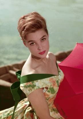 Veronique Zuber Veronique Zuber, französische Schauspielerin, Deutschland ca. 1959. French actress Veronique Zuber, Germany ca. 1959., Credit:kpa Grimm Avalon Deutschland  Copyright: xkpax xGrimmx xAvalonx PCN_OBIT_Veronique_Zuber_698263275