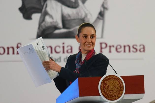 President Sheinbaum Holds A Press Briefing - Mexico Mexico’s President, Claudia Sheinbaum Pardo speaking about the allocation of 5 billion Mexican Pesos for the new university campuses, which are included in the budget, and also confirmed the arrest of the perpetrator of the murder of priest Marcelo Perez in Chiapas, and the death of Fernando Valenzuela, during a briefing conference at the National Palace. Mexico City, Mexico, October 23, 2024. Photo by Carlos Santiago Eyepix Group ABACAPRESS.COM Mexico City Mexico  Copyright: xEyepix ABACAx