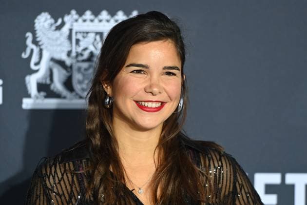 Annika PREIL (Schauspielerin), Einzelbild,angeschnittenes Einzelmotiv,Portraet,Portrait,Porträt. Roter Teppich,Blauer Panther TV und Streaming Award 2024 am 23.10.2024 in der BMW Welt Muenchen.