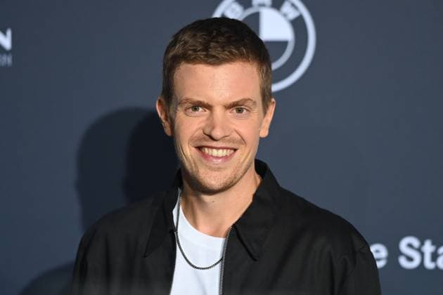 Ferdinand HOFER (Schauspieler), Einzelbild,angeschnittenes Einzelmotiv,Portraet,Portrait,Porträt. Roter Teppich,Blauer Panther TV und Streaming Award 2024 am 23.10.2024 in der BMW Welt Muenchen.