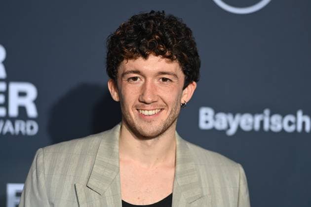 Maximilian MUNDT (Schauspieler), Einzelbild,angeschnittenes Einzelmotiv,Portraet,Portrait,Porträt. Roter Teppich,Blauer Panther TV und Streaming Award 2024 am 23.10.2024 in der BMW Welt Muenchen.