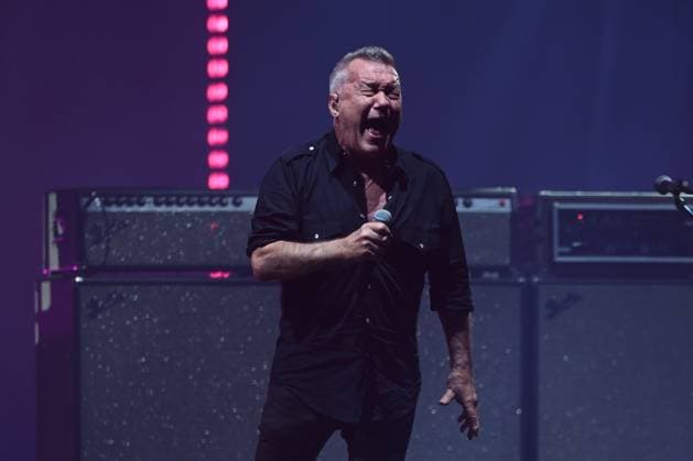 COLD CHISEL CONCERT MELBOURNE, Jimmy Barnes, lead singer of Cold Chisel performs during a concert at Flemington Racecourse in Melbourne, Friday, October 25, 2024. ( NO ARCHIVING, EDITORIAL USE ONLY, NO USE IN BOOKS WITHOUT CONSENT Melbourne Victoria Australia  Copyright: xJAMESxROSSx 20241025119201013346
