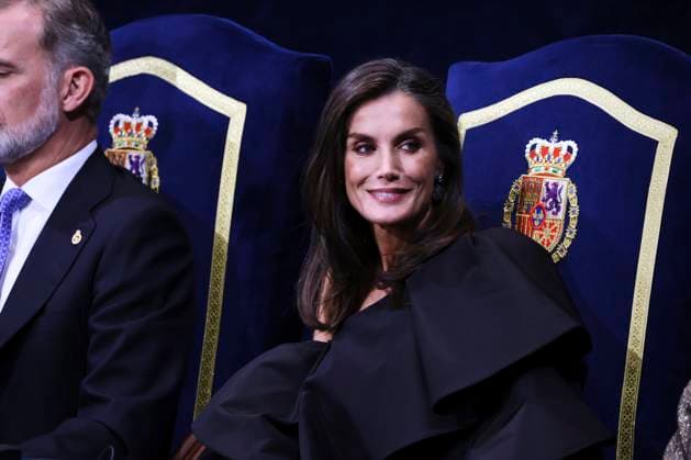Princesa de Asturias Awards 2024 - Ceremony Gala Queen Letizia of Spain attends Ceremony Gala during Princess of Asturias Awards 2024 at Campoamor Theatre on October 25, 2024 in Oviedo, Spain Photo by IMAGO MPG Oviedo Campoamor Theatre Asturias Spain  Copyright: xMPGx